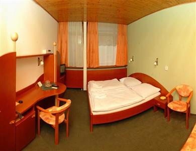 HOTEL FLRA